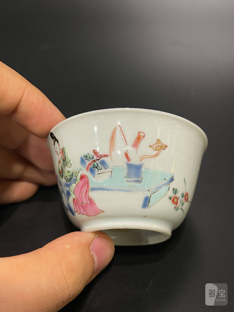 清雍正 粉彩三娘教子图杯 - 图4